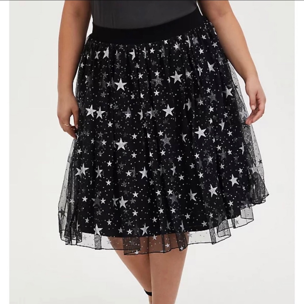 BLACK SILVER STAR TULLE MIDI SKIRT